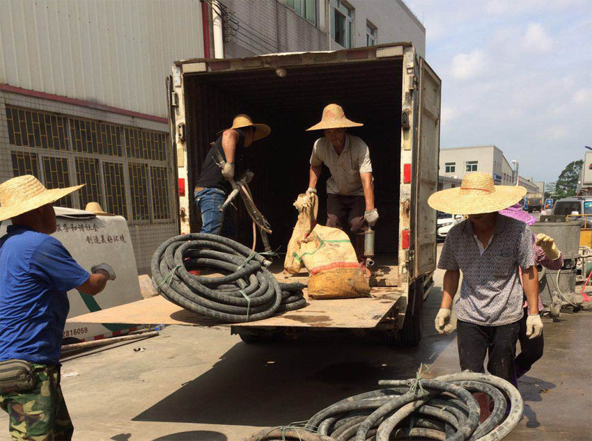 桥西一部件厂房地基出现下沉注浆加固